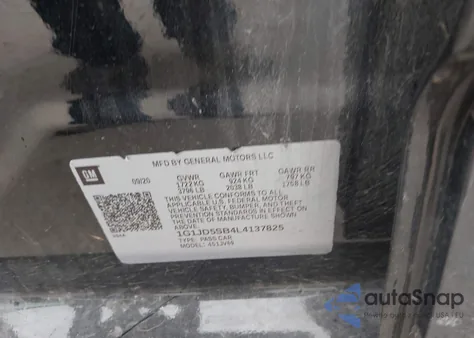 2020 Chevrolet Sonic Fwd Lt z USA, uszkodzony, nr VIN 1G1JD5SB4L4137825